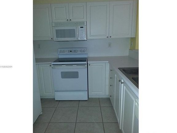 3rd image of 5420 NW 107th Ave