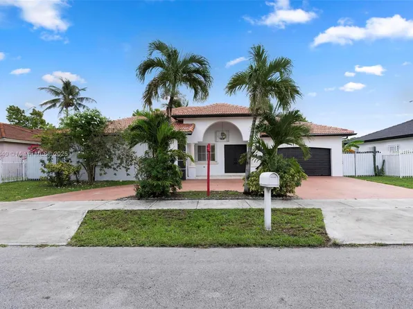 7089 W 4th Ct, Hialeah, FL 33014