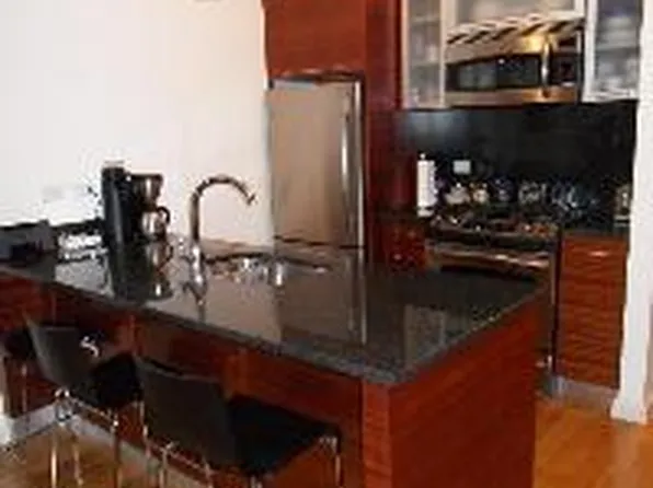 78 Roebling Street image 1 of 7