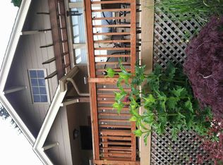 7715 18th Ave NE, Seattle, WA 98115