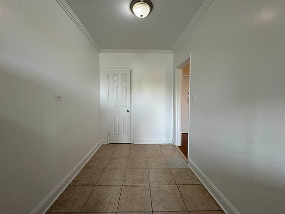 4th image of 4709 Skillman Ave APT E5