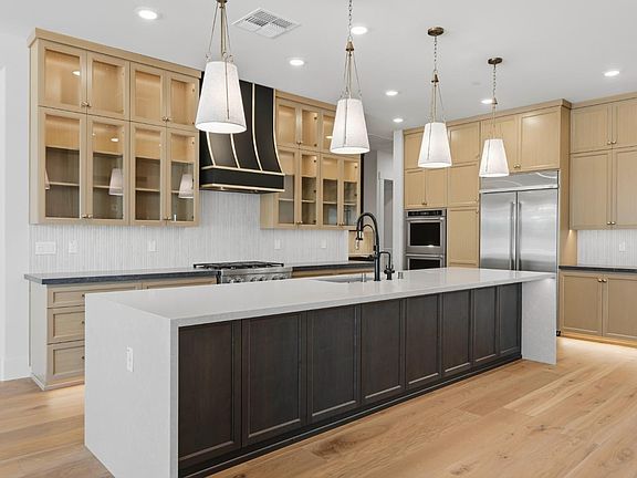5th image of 2500 Cherrywood Ln