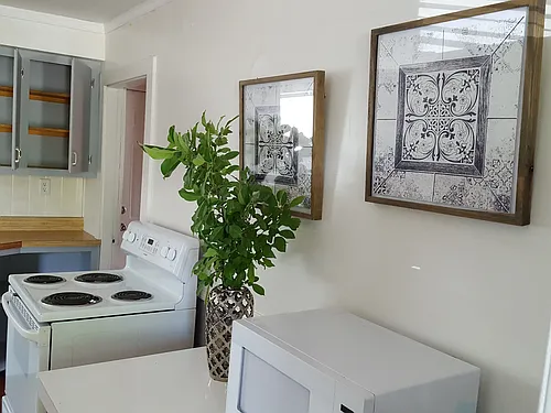 404 Forest Ave #1 Photo 1