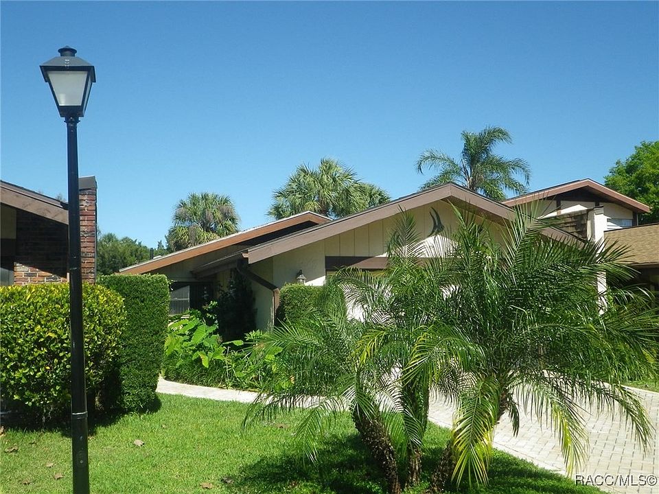 1st image of 11511 W Riverhaven Dr