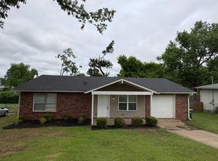5 Foxboro Ct, N Little Rock, AR 72118