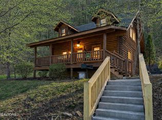 3221 Smoky Ridge Way, Sevierville, TN 37862