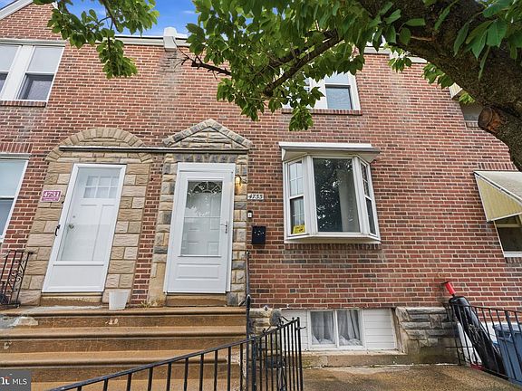 2nd image of 4733 Lansing St