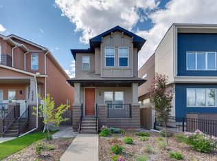 2231 N 26th Ave SW, Calgary, AB T2T1E9