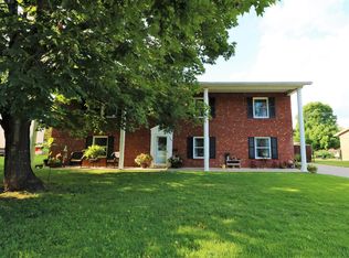 504 Grama Dr, Frankfort, KY 40601