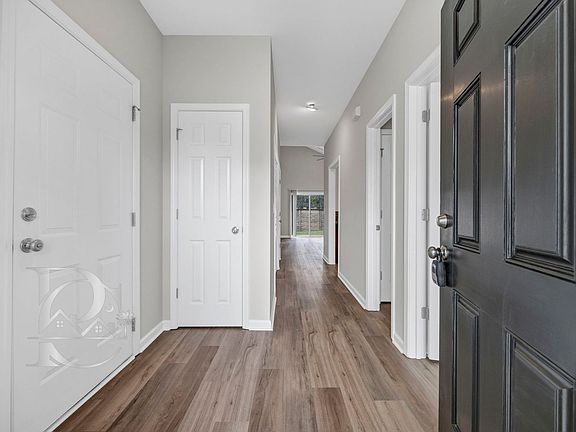 3rd image of 151 Springhaven Dr