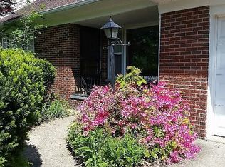 3426 Monticello Blvd, Cleveland Heights, OH