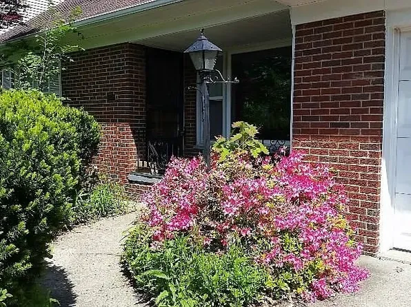 3426 Monticello Blvd, Cleveland Heights, OH 44121