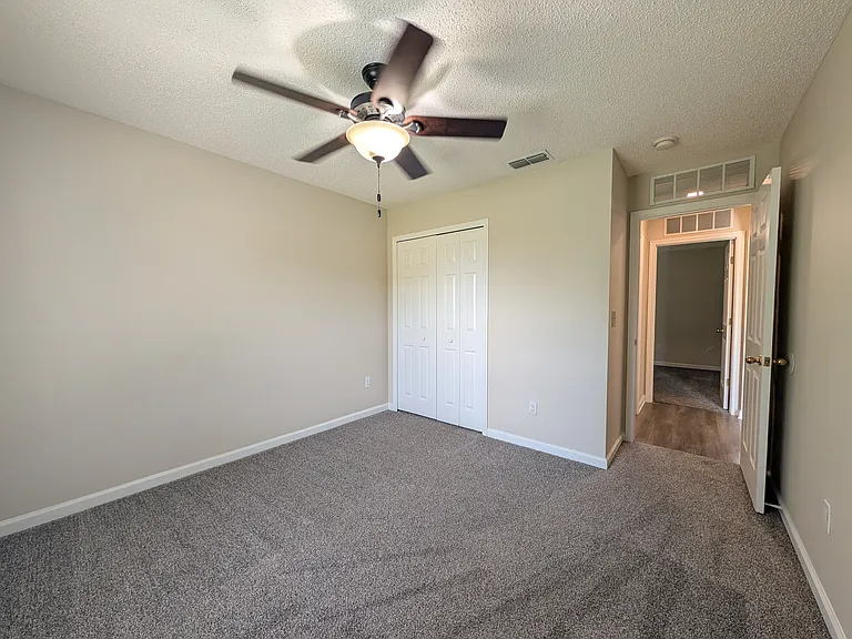 127 Plantation Point Dr — Photo 13