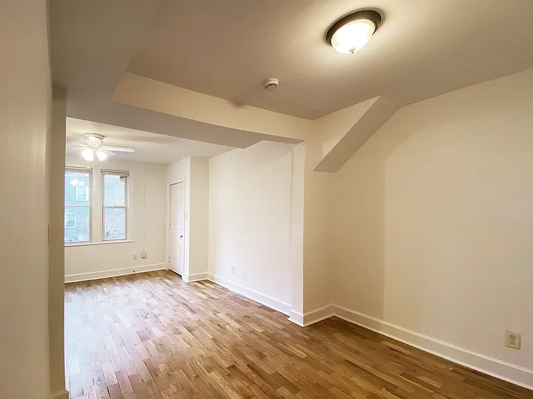 3217 Dubois Pl SE #2 — Photo 5