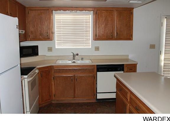 4th image of 2434 Camino Del Rio
