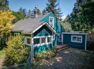 581 SE Gibson Rd, Waldport, OR 97394