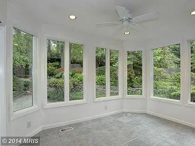 Kitchen - Eating Area - Can fit large table with 6+ chairs