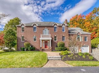 17 Marshall St, North Reading, MA 01864