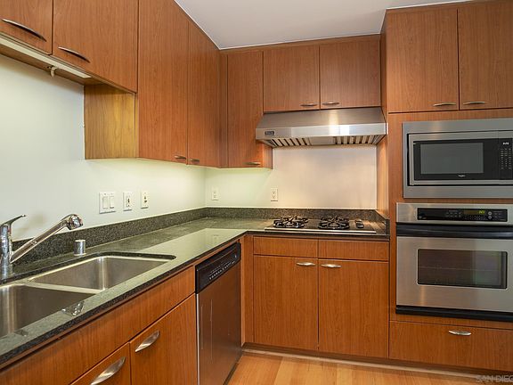 3rd image of 645 Front St Unit 1203