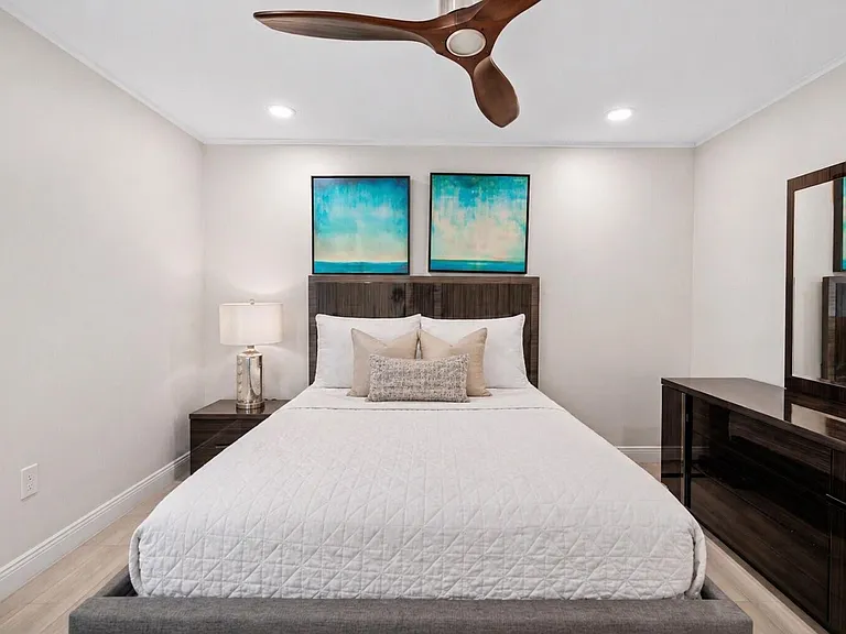2900 Banyan St #601 — Photo 16