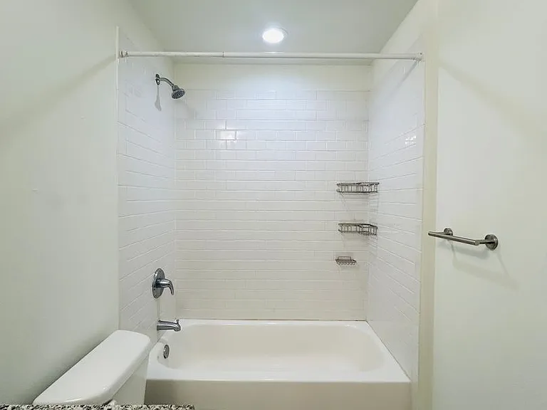 Kent Lofts — Photo 30
