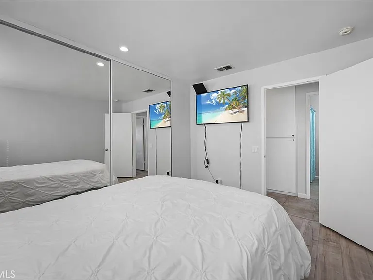 43744 Virginia Ave #43744 — Photo 31