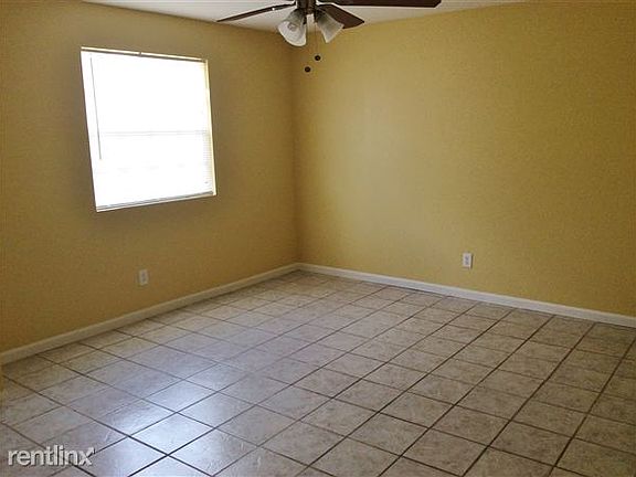 3rd image of 803 Dozier Ave N