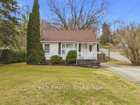 203 May St, Brockton, ON N0G 2V0