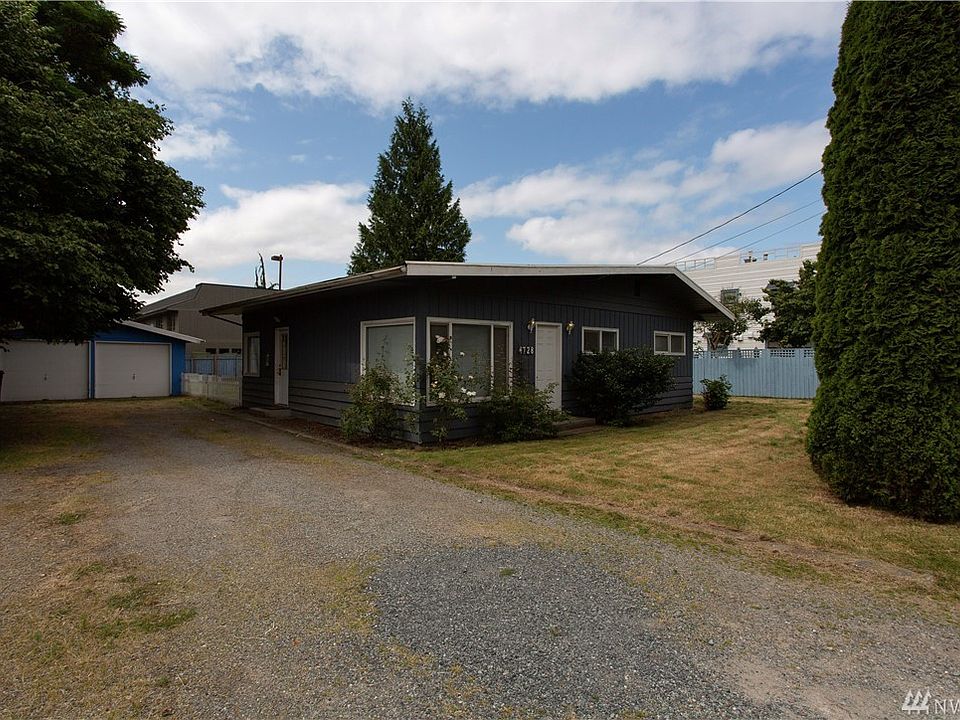 1st image of 4728 73rd Pl NE