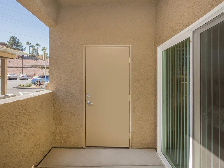 2d2 (Phase II) 1140 SQFT 2 Bed 2 Bath