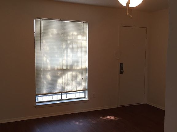 3rd image of 1778 Farleigh Ct #1778F