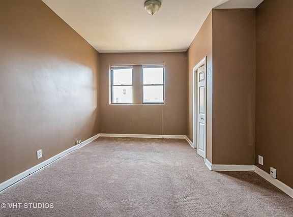5th image of 4947 S Calumet Ave APT 2N
