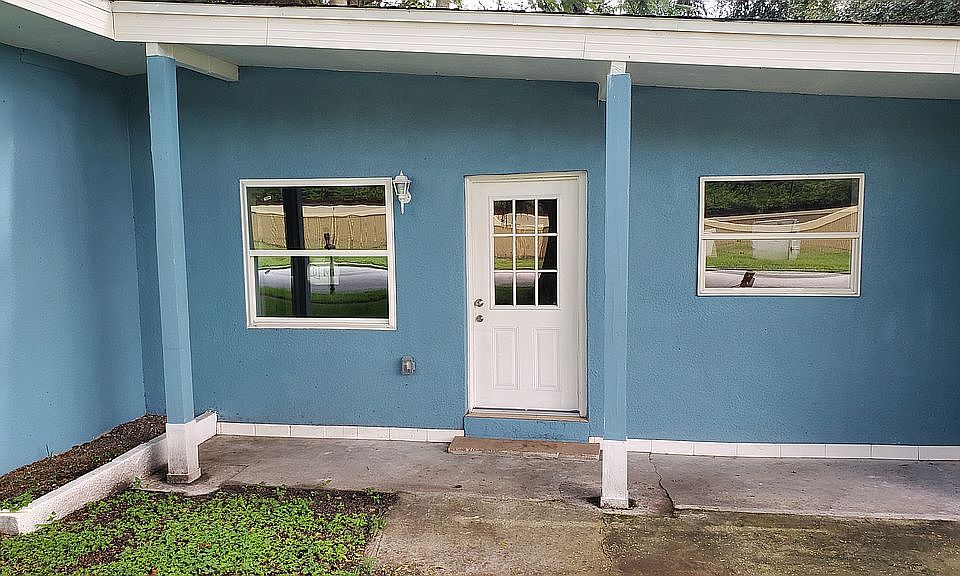 1st image of 6123 Bamboo Dr