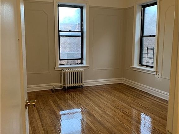 3rd image of 4535 44th St APT 5B