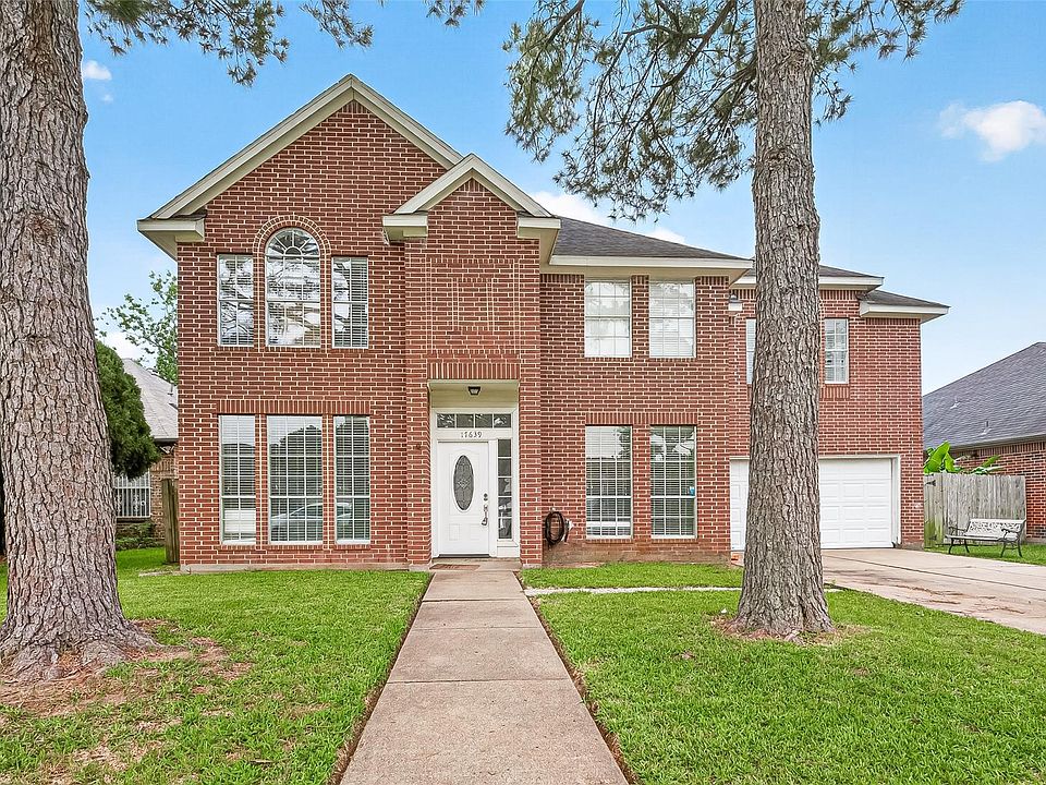 1st image of 17639 Glenmark Dr
