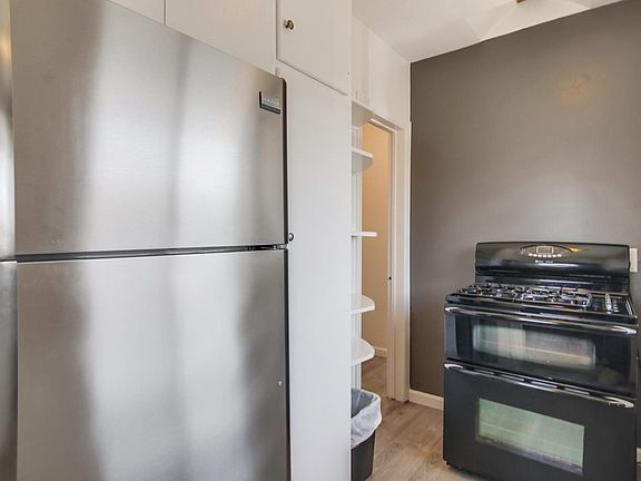 5th image of 3855 1st Ave #3856.5