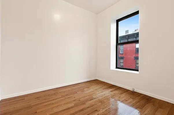 Rented by Compass | media 6