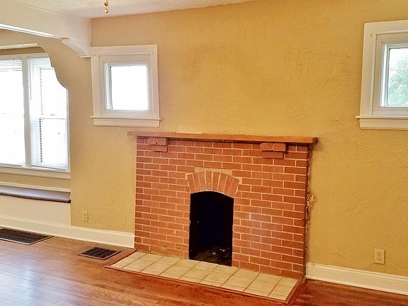 4th image of 312 Aberdeen Dr
