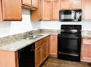 209 Mary High Dr, Wellford, SC 29385