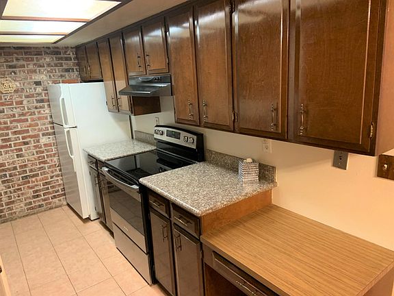 5th image of 119 147th Ave SE APT 3