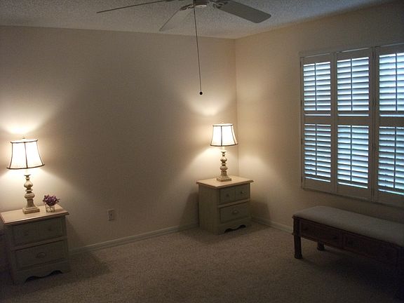 3rd image of 3301 Oakdale Pl