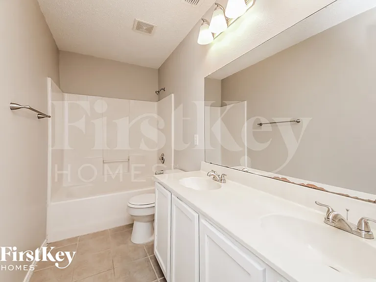 4519 Green Meadow Dr — Photo 14