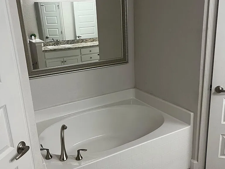 216 Heritage Park Ln — Photo 15