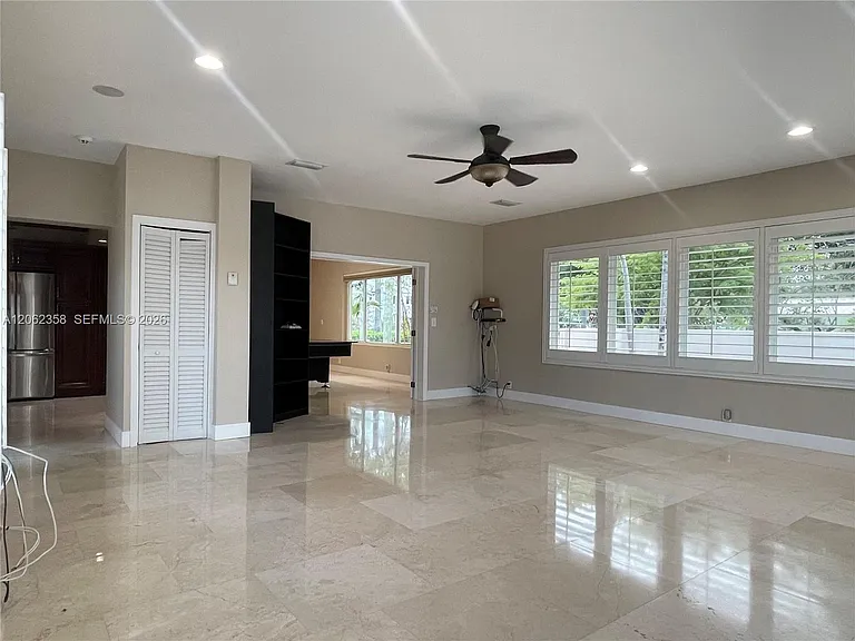 383 SW 25th Rd — Photo 9