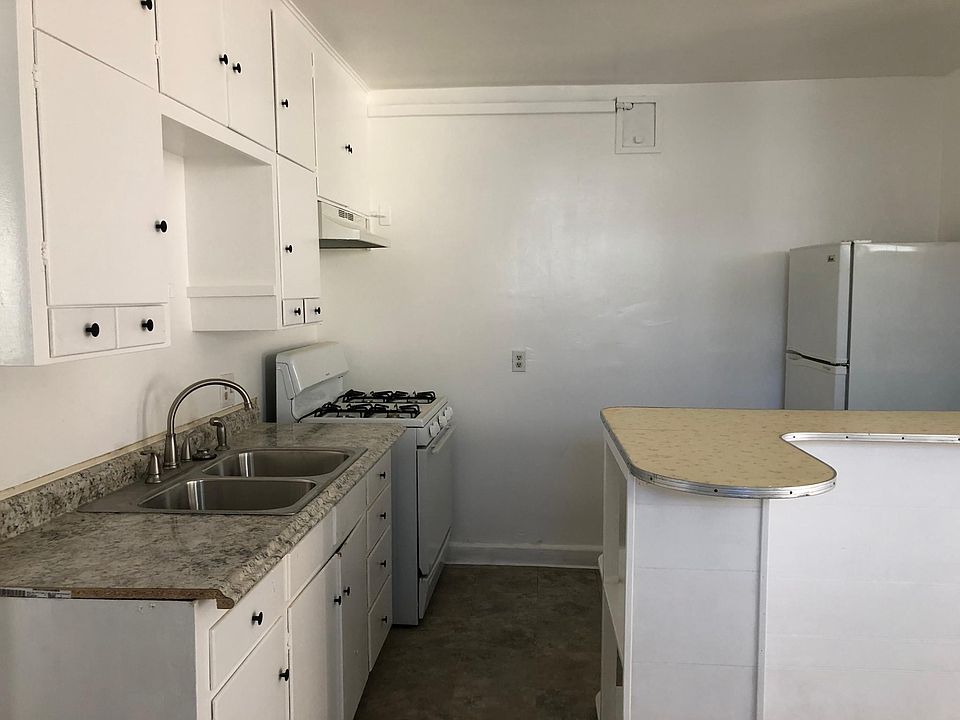 1st image of 931 Belmont Ave