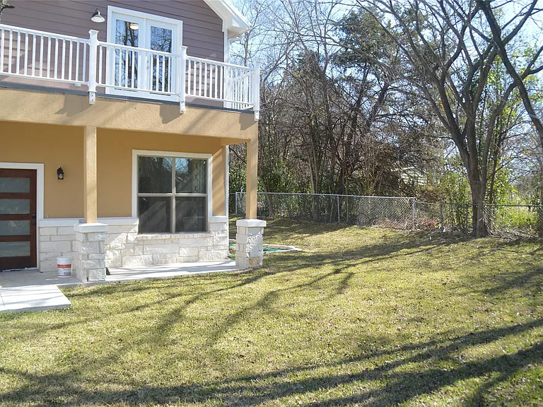 4565 County Road 446 — Photo 2