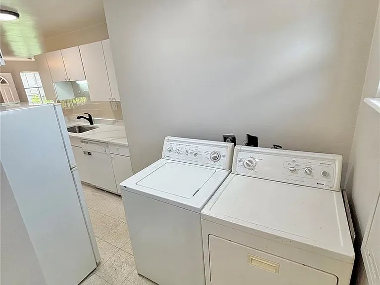2365 S Race St — Photo 9