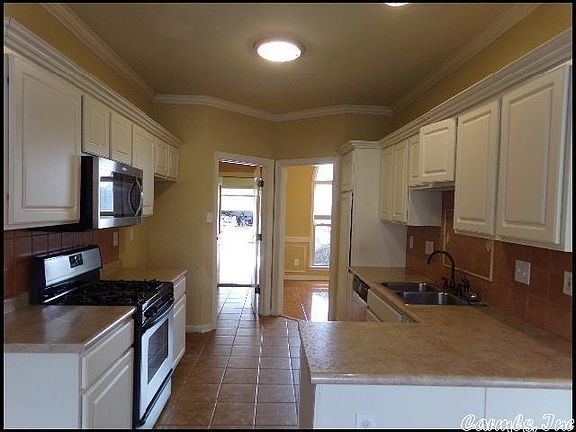 5th image of 69 Dartmouth Dr