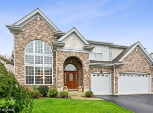 685 Redmond Ct, Bensenville, IL 60106