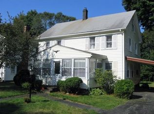 22 Elm St, Milford, MA 01568